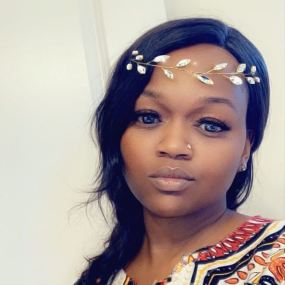 Meet your Posher, Alecia - Picture 1 of 1